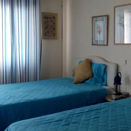 Apartment Of Roses